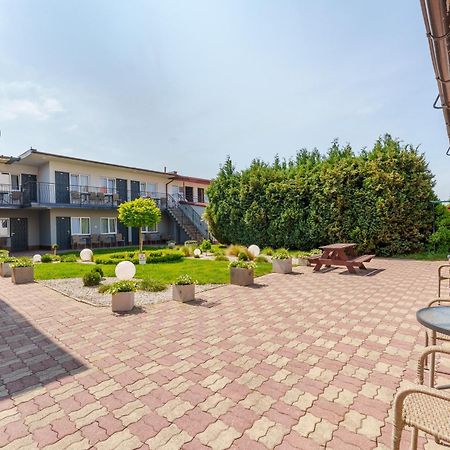 Villa Rafalko Dzwirzyno Exterior photo